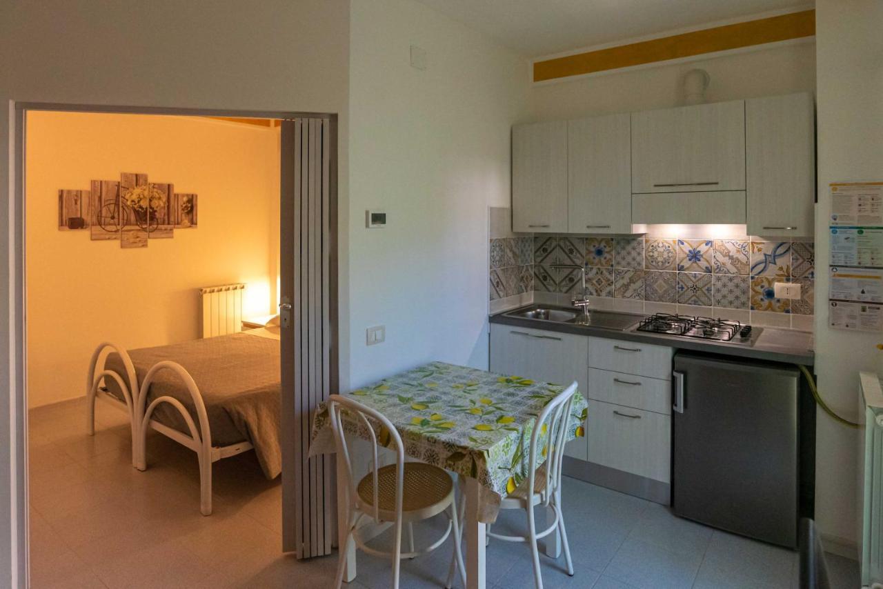 Residence Ranieri Кастильоне дел Лаго Екстериор снимка